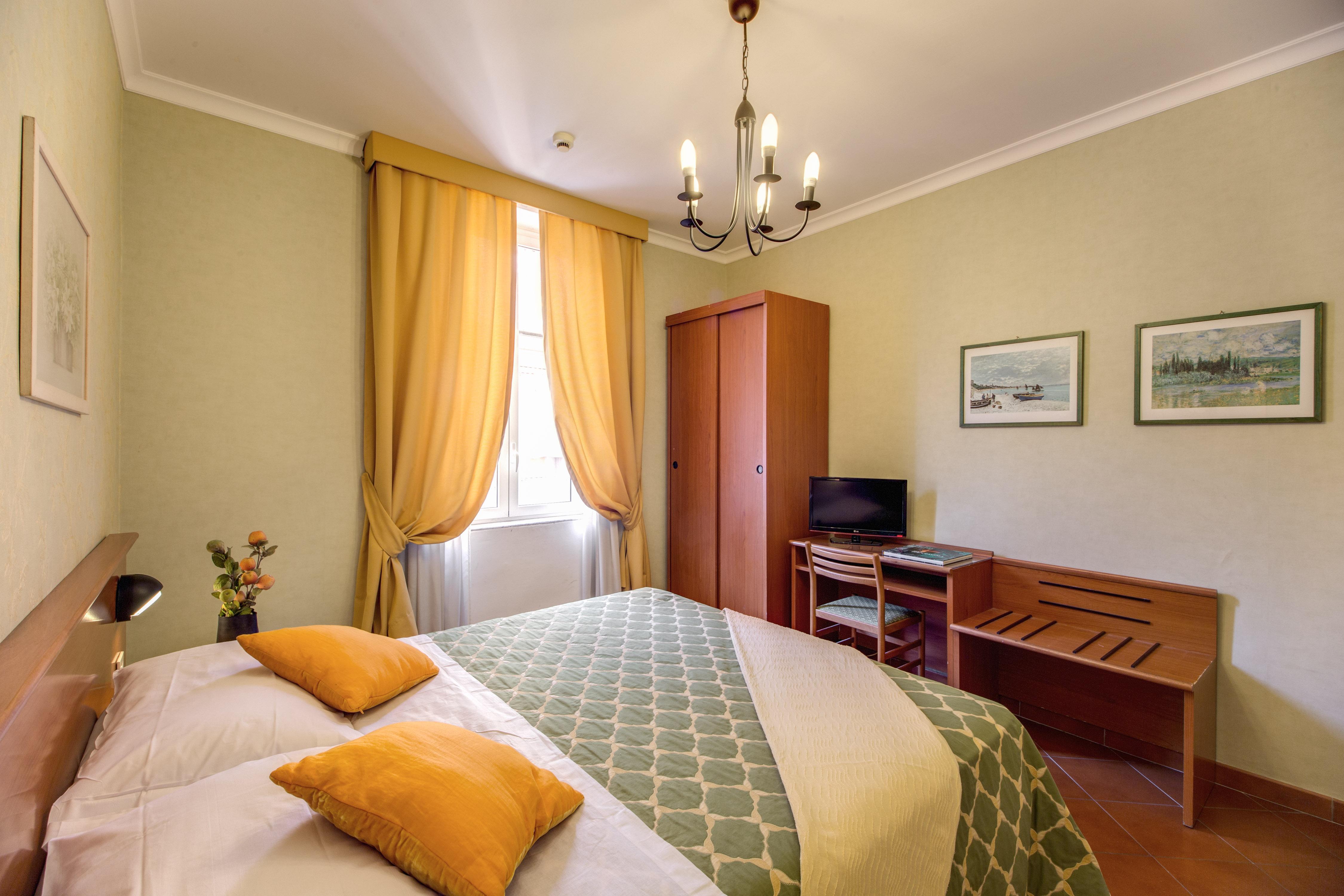 Hotel Corona روما المظهر الخارجي الصورة