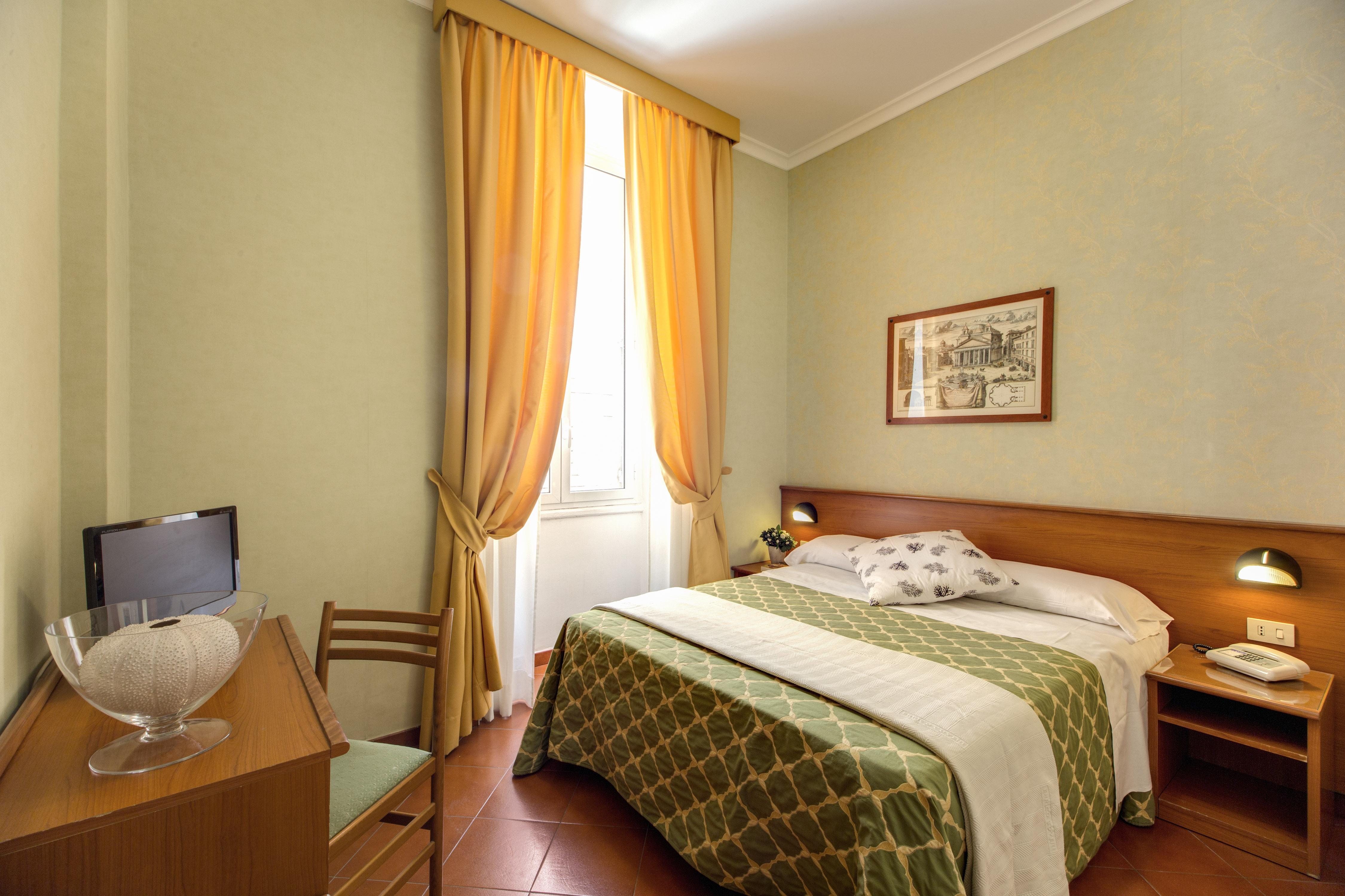 Hotel Corona روما المظهر الخارجي الصورة