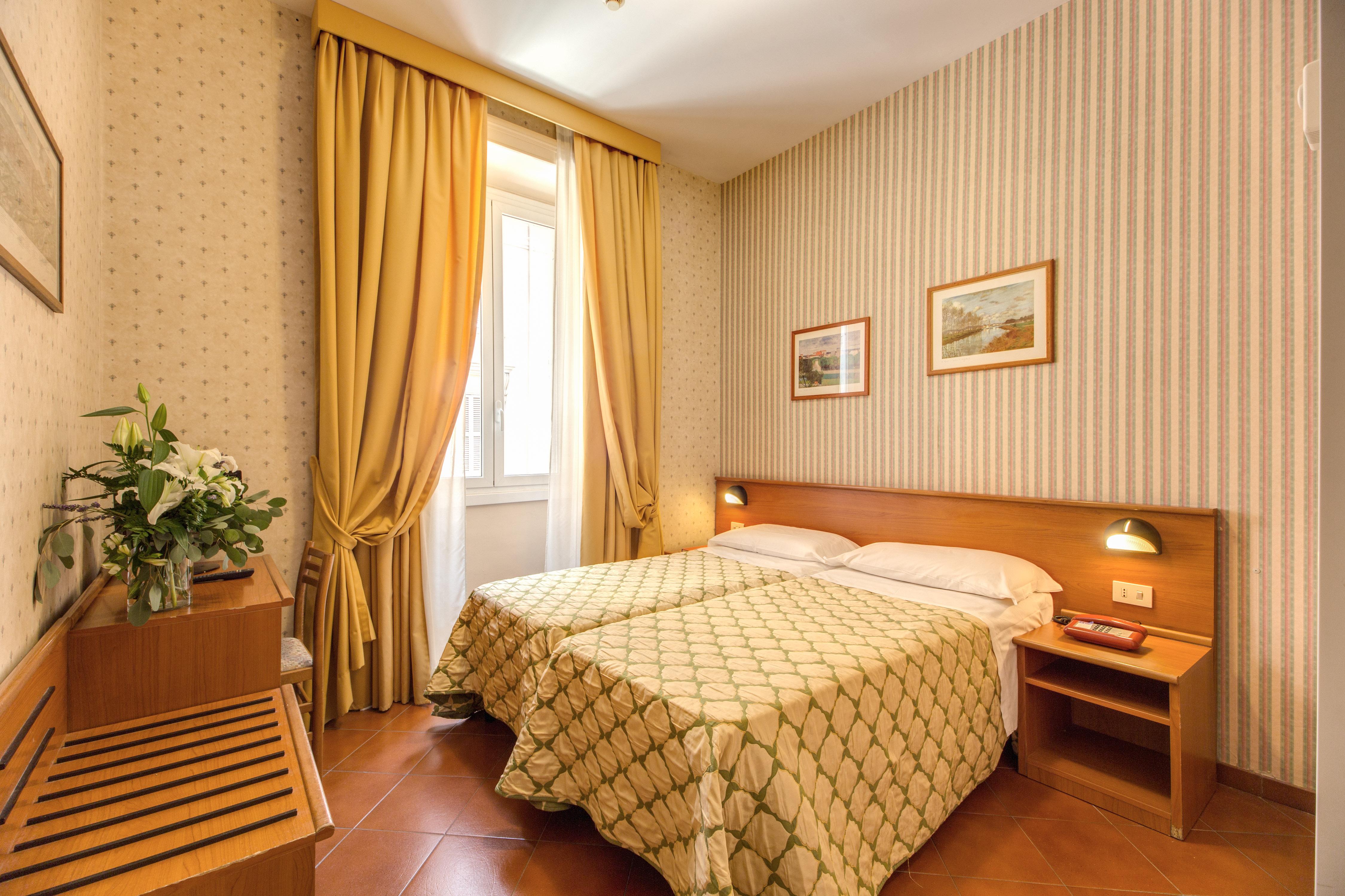 Hotel Corona روما المظهر الخارجي الصورة
