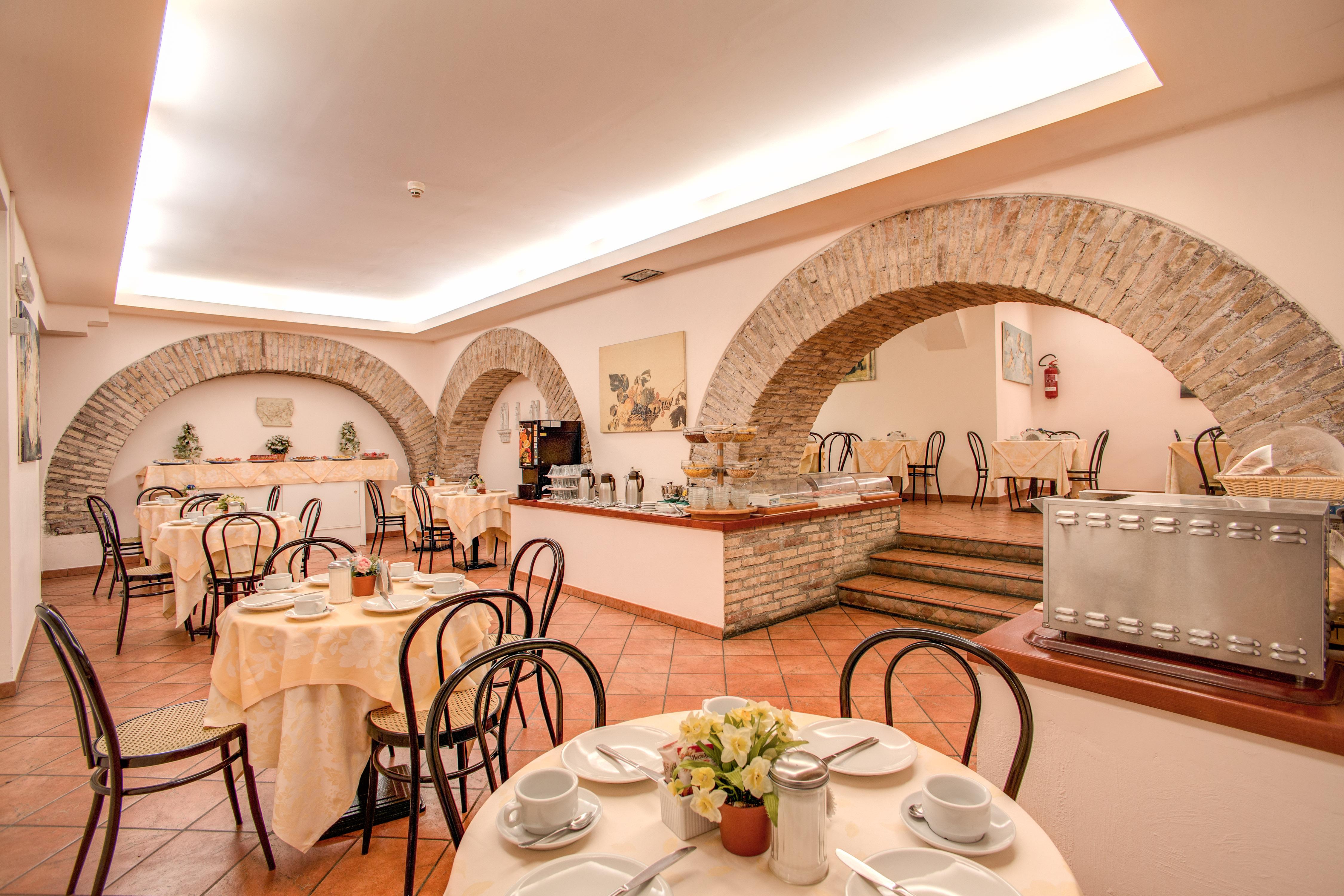 Hotel Corona روما المظهر الخارجي الصورة